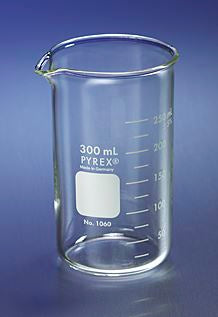 PYREX 1L Tall Form Berzelius Beakers, with Spout, For Sale